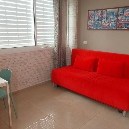 612 Apartment On The Beach Бат-Ям Экстерьер фото